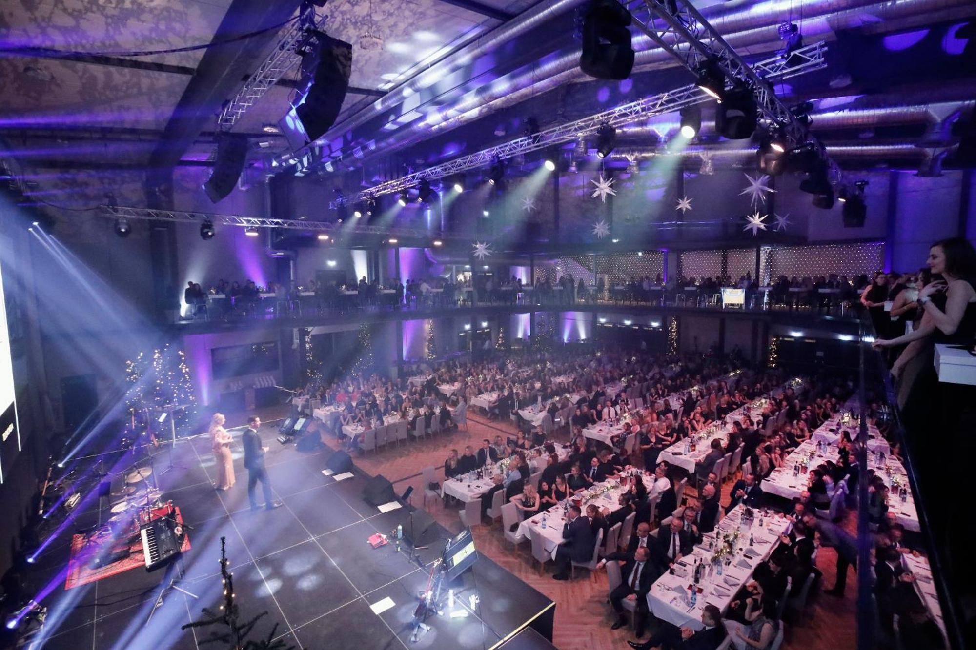 פוך ביי הליין Hotel Im Zentrum Fuer Visionen מראה חיצוני תמונה