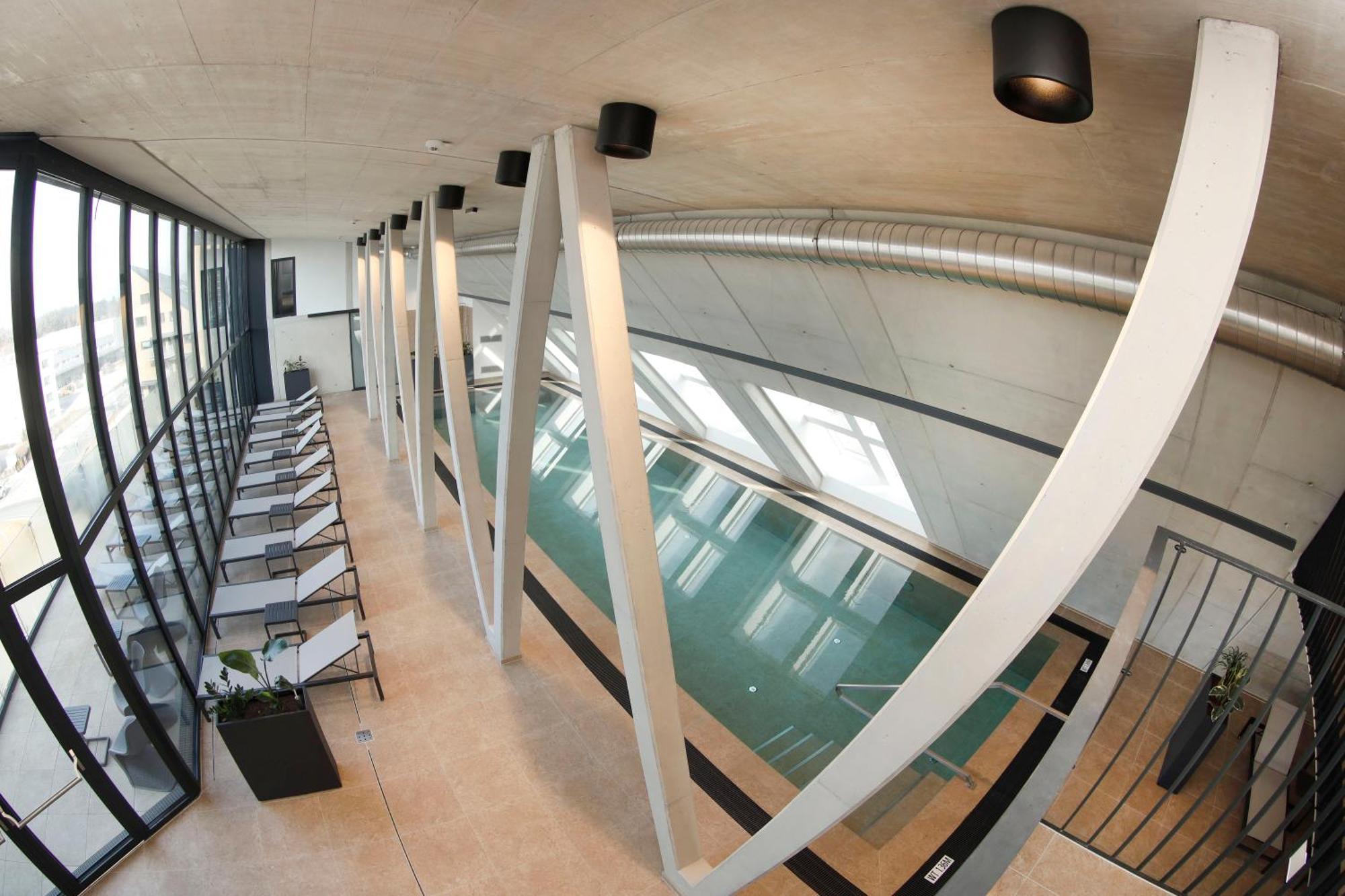 פוך ביי הליין Hotel Im Zentrum Fuer Visionen מראה חיצוני תמונה